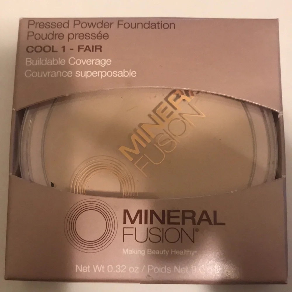 ☀️ Mineral Fusion Pressed Powder Foundation - you choose your shade